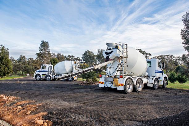 Best Residential Concrete Solutions in Beverly Hills, MI